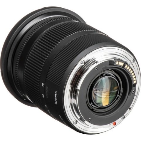 Sigma 17-70mm f/2.8-4 DC Macro OS HSM Lens