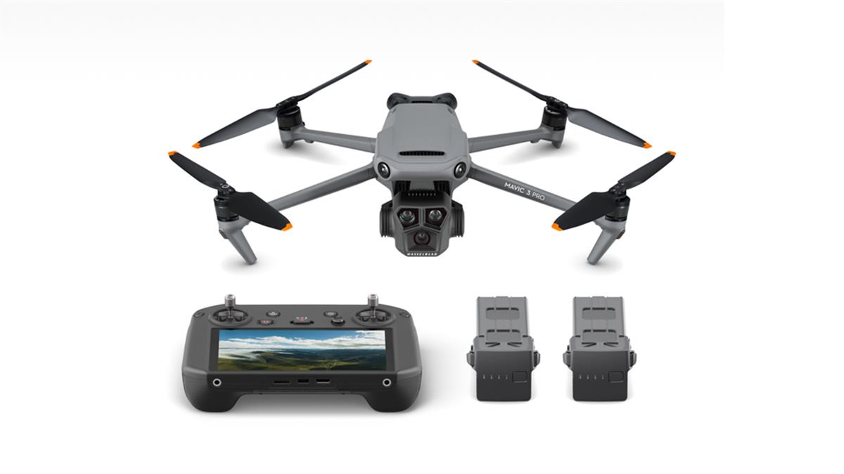 DJI Mavic 3 Pro Fly More Combo (DJI RC Pro) SD Kart Hediyeli