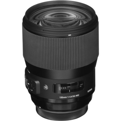 Sigma 135mm F1.8 DG HSM Art Lens