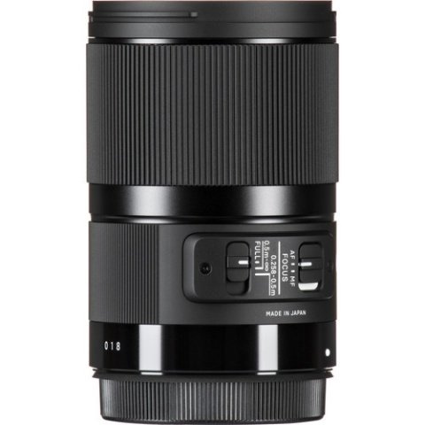 Sigma 70mm f/2.8 DG Art Macro Lens