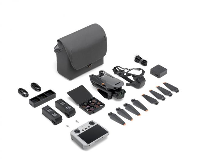 DJI Mavic 3 Pro Fly More Combo (DJI RC) 